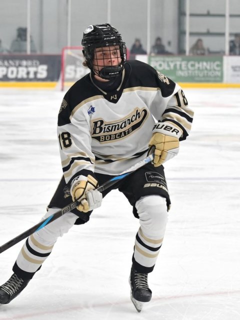 Camden Alemond in junior game action