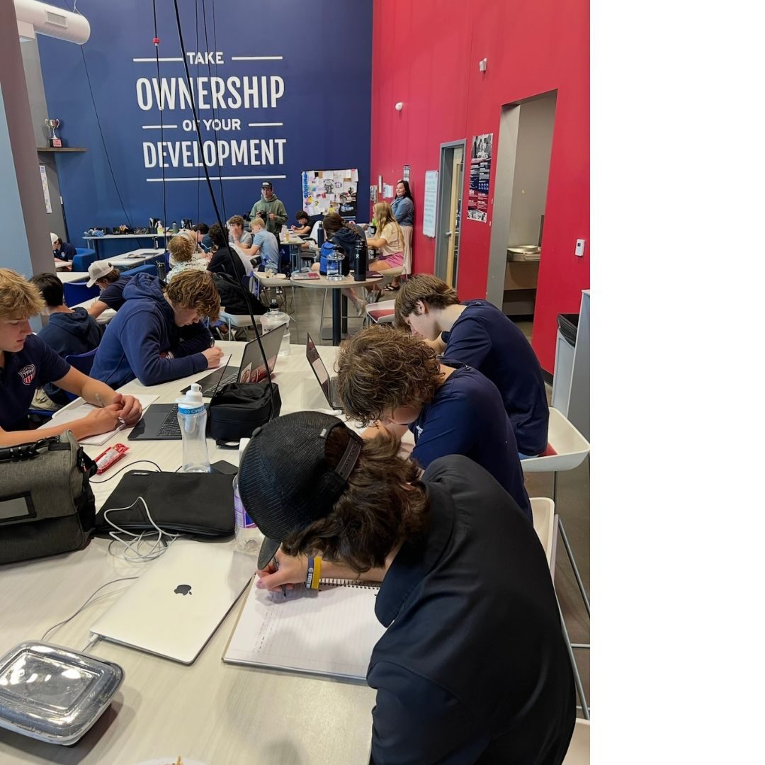 Students working during an academic block